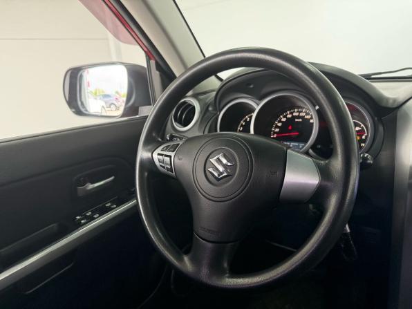 Suzuki Grand Vitara II Рестайлинг с пробегом 2008 года, цена 1 100 000 рублей, 127000 км, внедорожник, Автокод Объявления