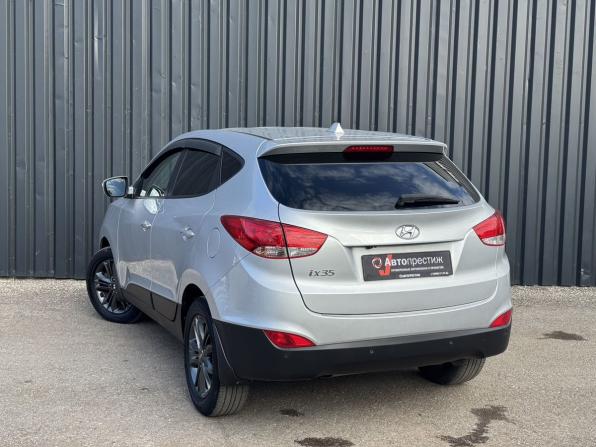 Hyundai ix35 I Рестайлинг с пробегом 2015 года, цена 1 270 000 рублей, 103850 км, внедорожник, Автокод Объявления