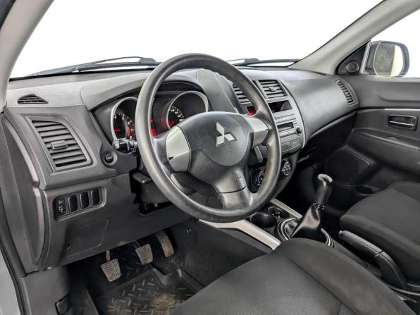Mitsubishi ASX I с пробегом 2012 года, цена 865 000 рублей, 204608 км, внедорожник, Автокод Объявления