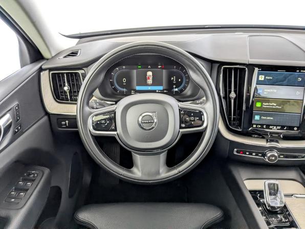 Volvo XC60 II Рестайлинг с пробегом 2021 года, цена 4 655 000 рублей, 49603 км, внедорожник, Автокод Объявления