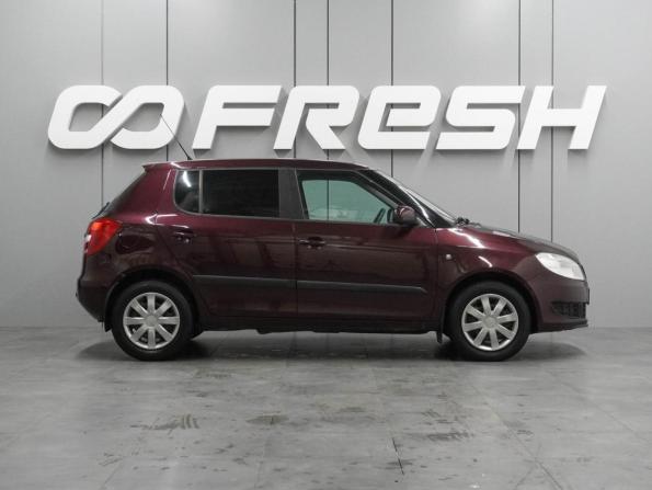 Skoda Fabia II Рестайлинг с пробегом 2011 года, цена 649 000 рублей, 174550 км, хэтчбек, Автокод Объявления
