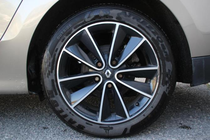Renault Scenic III с пробегом 2012 года, цена 815 000 рублей, 204542 км, минивэн, Автокод Объявления