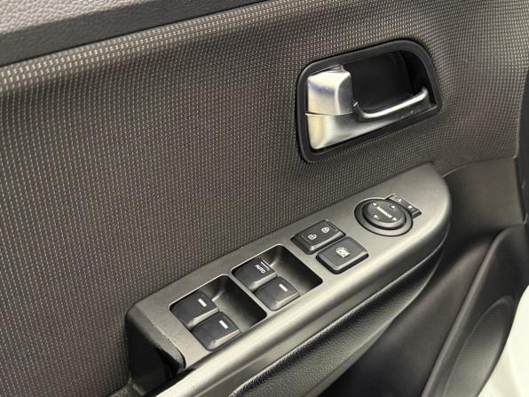 Kia Rio III Рестайлинг с пробегом 2017 года, цена 1 030 000 рублей, 120000 км, седан, Автокод Объявления