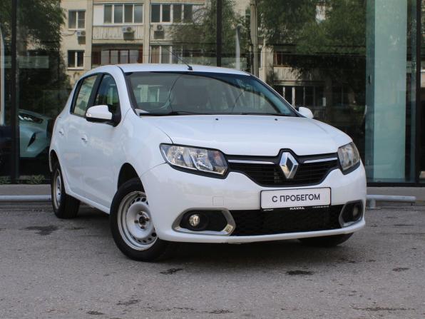 Renault Sandero II с пробегом 2015 года, цена 685 000 рублей, 120958 км, хэтчбек, Автокод Объявления