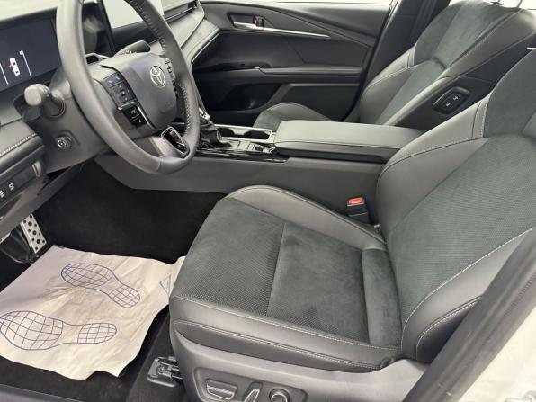 Toyota Camry IX (XV80) China Market с пробегом 2026 года, цена 4 360 000 рублей, 24 км, седан, Автокод Объявления