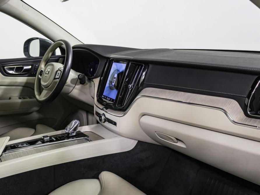 Volvo XC60 II Рестайлинг Москва  - изображение 9
