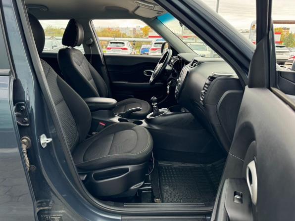 Kia Soul II Рестайлинг с пробегом 2016 года, цена 1 260 000 рублей, 50375 км, хэтчбек, Автокод Объявления