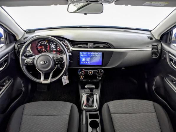 Kia Rio IV Рестайлинг с пробегом 2021 года, цена 1 860 000 рублей, 27861 км, хэтчбек, Автокод Объявления