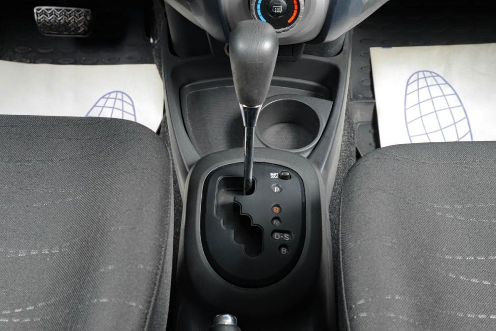 Toyota Yaris II Тюмень  - изображение 17