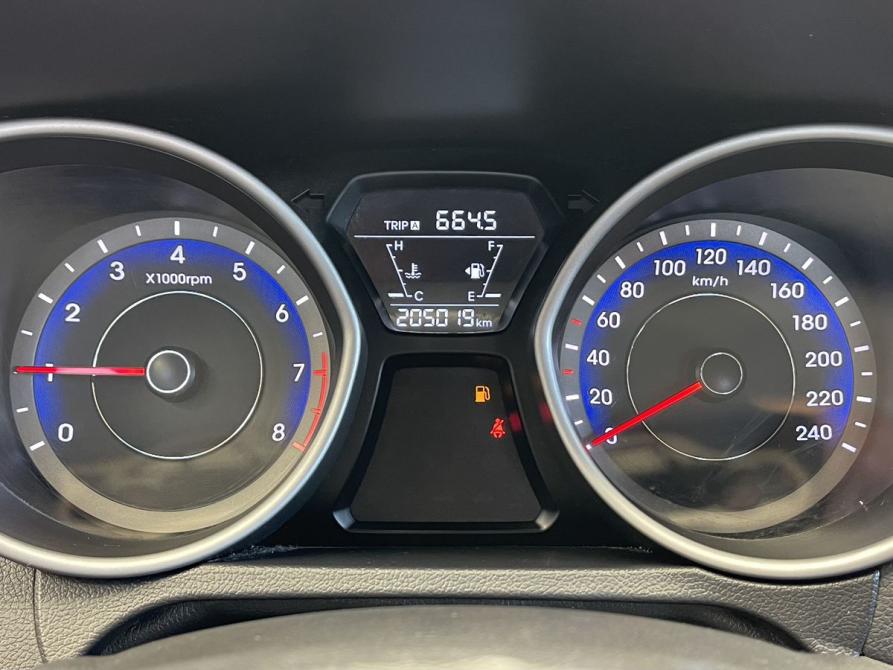 Hyundai Elantra V (MD) Рестайлинг Пермь  - изображение 4