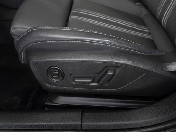 Audi A3 IV (8Y) с пробегом 2021 года, цена 2 880 000 рублей, 66648 км, хэтчбек, Автокод Объявления