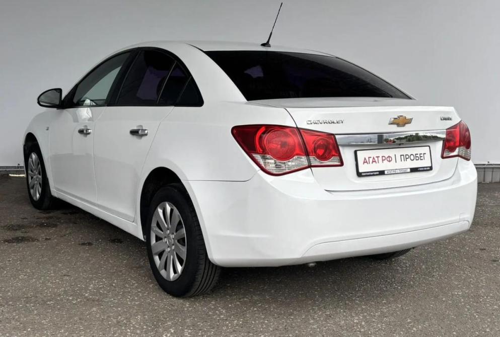 Chevrolet Cruze I Киров  - изображение 7