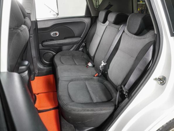 Kia Soul II Рестайлинг с пробегом 2017 года, цена 1 329 000 рублей, 244512 км, хэтчбек, Автокод Объявления