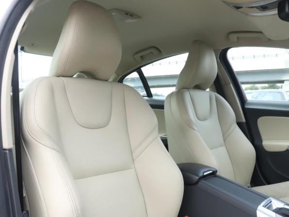 Volvo S60 II Рестайлинг с пробегом 2017 года, цена 1 880 000 рублей, 140373 км, седан, Автокод Объявления