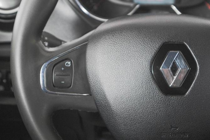 Renault Kaptur I с пробегом 2017 года, цена 1 299 000 рублей, 157670 км, внедорожник, Автокод Объявления