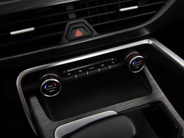 Geely Tugella I с пробегом 2022 года, цена 2 699 000 рублей, 44418 км, внедорожник, Автокод Объявления
