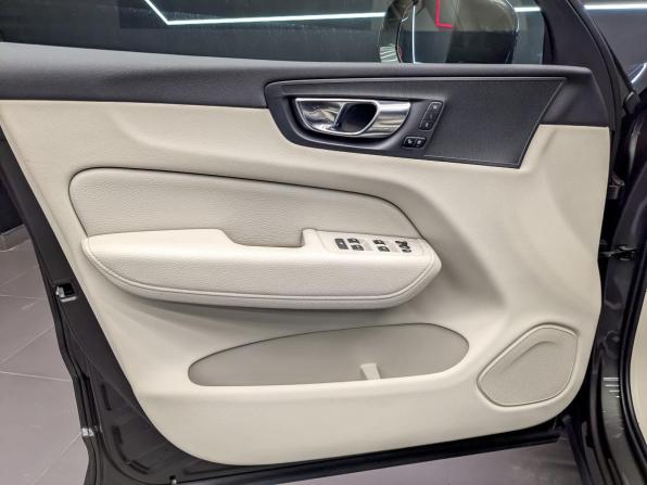 Volvo XC60 II с пробегом 2020 года, цена 3 955 000 рублей, 74072 км, внедорожник, Автокод Объявления