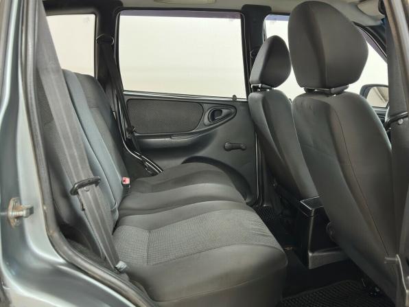 Chevrolet Niva I Рестайлинг с пробегом 2011 года, цена 410 000 рублей, 178868 км, внедорожник, Автокод Объявления