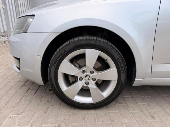 Skoda Octavia III (A7) с пробегом 2016 года, цена 1 288 000 рублей, 200401 км, лифтбек, Автокод Объявления