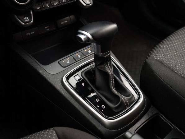 Kia Rio IV Рестайлинг с пробегом 2020 года, цена 1 789 000 рублей, 64830 км, седан, Автокод Объявления