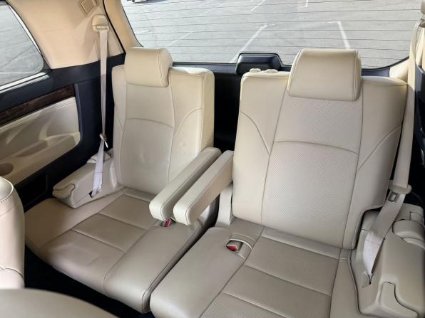 Toyota Alphard III Рестайлинг с пробегом 2019 года, цена 4 800 000 рублей, 169000 км, минивэн, Автокод Объявления