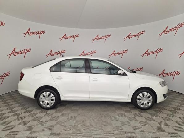 Skoda Rapid I Рестайлинг с пробегом 2019 года, цена 1 249 000 рублей, 96000 км, лифтбек, Автокод Объявления