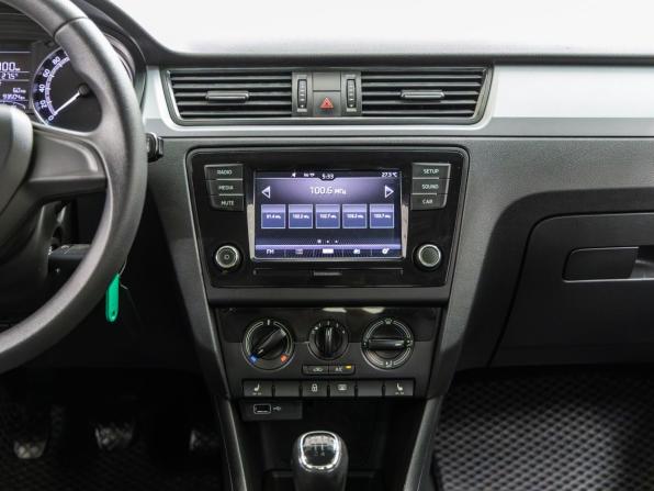 Skoda Rapid I Рестайлинг с пробегом 2018 года, цена 1 148 000 рублей, 93504 км, лифтбек, Автокод Объявления