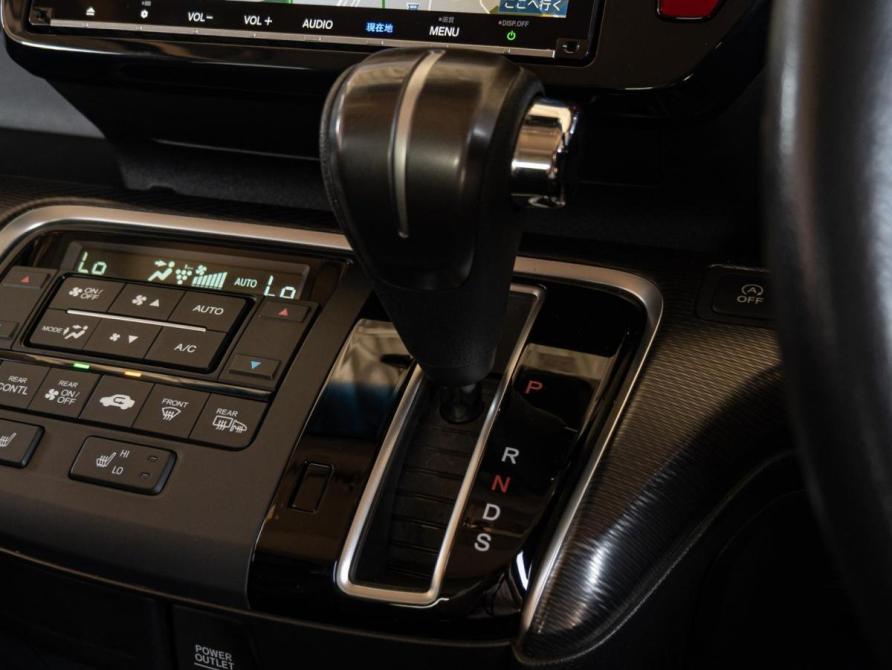 Honda Stepwgn V Рестайлинг Краснодар  - изображение 17