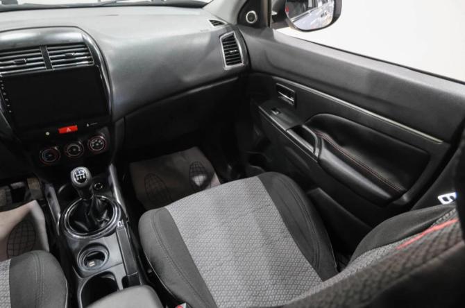Mitsubishi ASX I с пробегом 2012 года, цена 1 049 000 рублей, 204000 км, внедорожник, Автокод Объявления