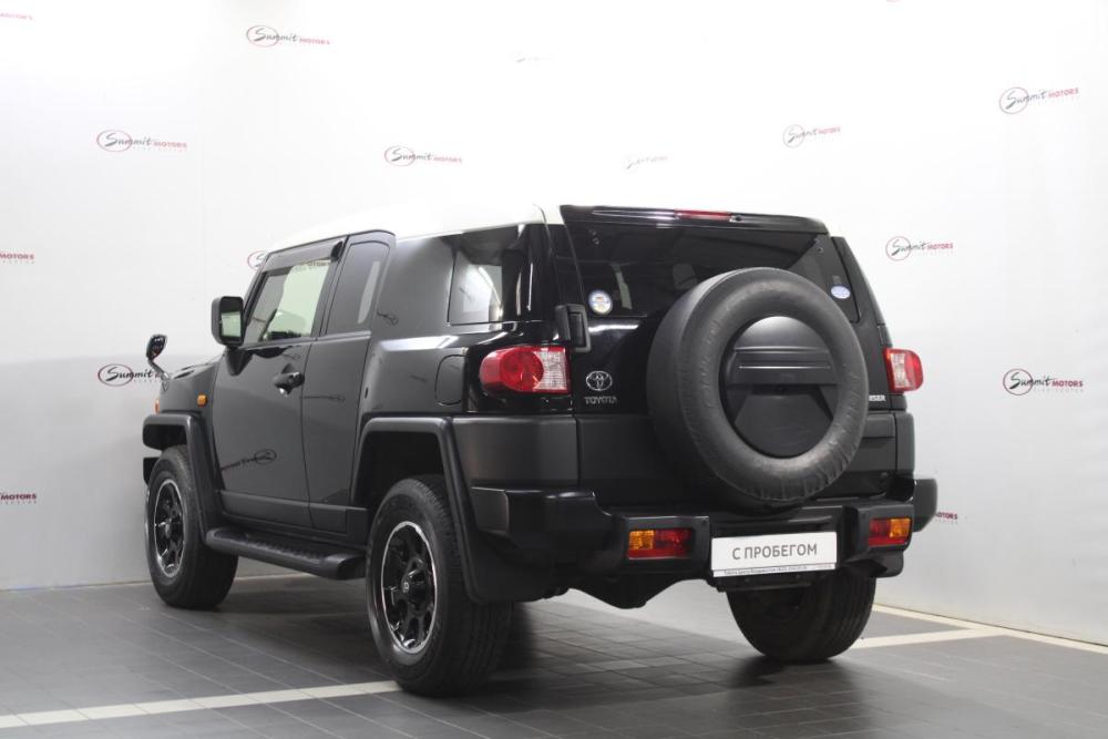 Toyota FJ Cruiser Владивосток  - изображение 8
