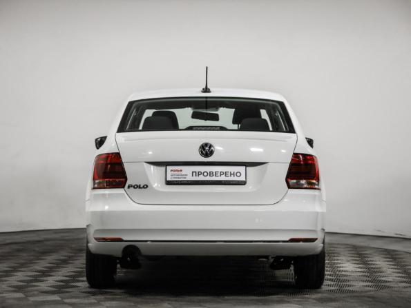 Volkswagen Polo V Рестайлинг с пробегом 2017 года, цена 949 000 рублей, 174140 км, седан, Автокод Объявления
