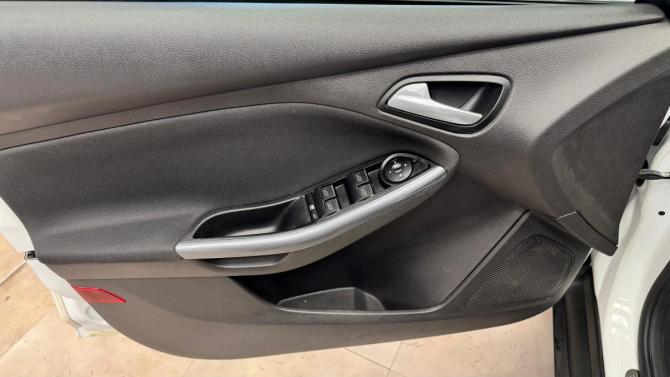 Ford Focus III с пробегом 2013 года, цена 755 000 рублей, 160000 км, хэтчбек, Автокод Объявления
