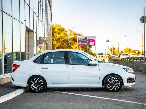 Lada (ВАЗ) Granta I Рестайлинг с пробегом 2023 года, цена 848 000 рублей, 73629 км, седан, Автокод Объявления