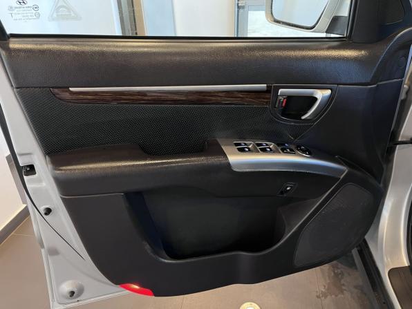 Hyundai Santa Fe II Рестайлинг с пробегом 2011 года, цена 1 400 000 рублей, 259623 км, внедорожник, Автокод Объявления