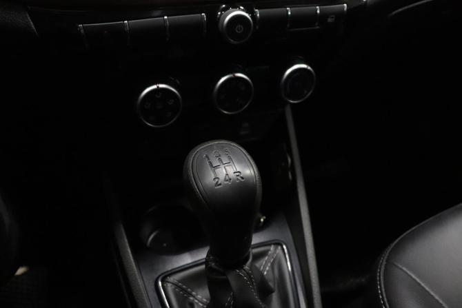 Lada (ВАЗ) Vesta I Рестайлинг (NG) с пробегом 2024 года, цена 1 251 000 рублей, 38805 км, седан, Автокод Объявления