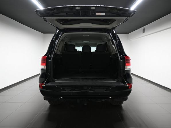 Toyota Land Cruiser 200 Series Рестайлинг 2 с пробегом 2021 года, цена 6 450 000 рублей, 216151 км, внедорожник, Автокод Объявления