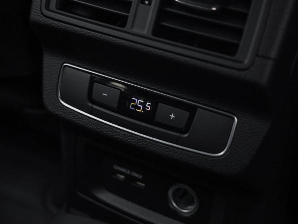 Audi Q5 II (FY) Рестайлинг с пробегом 2021 года, цена 4 499 000 рублей, 52110 км, внедорожник, Автокод Объявления