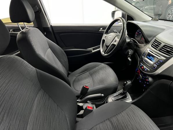 Hyundai Solaris I Рестайлинг с пробегом 2015 года, цена 1 050 000 рублей, 115662 км, седан, Автокод Объявления
