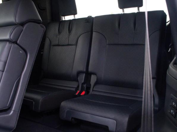 Toyota Land Cruiser 300 Series с пробегом 2023 года, цена 12 699 000 рублей, 26744 км, внедорожник, Автокод Объявления