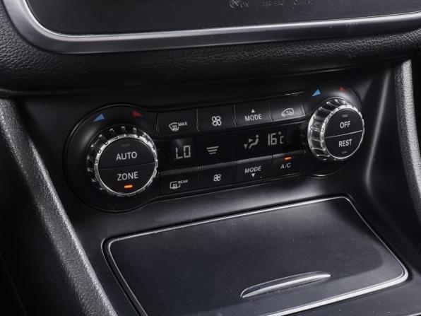 Mercedes-Benz CLA I (C117 X117) Рестайлинг с пробегом 2018 года, цена 1 680 000 рублей, 143538 км, седан, Автокод Объявления