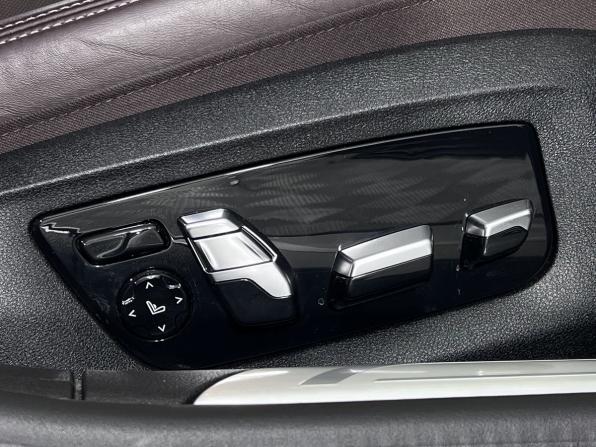 BMW 7 серии VI (G11/G12) Рестайлинг с пробегом 2019 года, цена 6 350 000 рублей, 82491 км, седан, Автокод Объявления