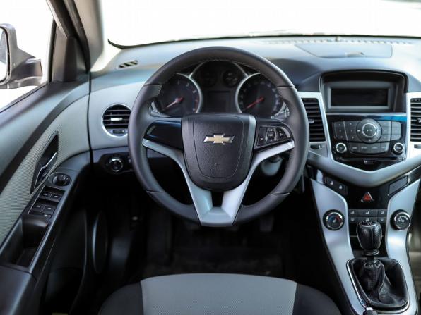 Chevrolet Cruze I Рестайлинг с пробегом 2012 года, цена 609 000 рублей, 262880 км, хэтчбек, Автокод Объявления