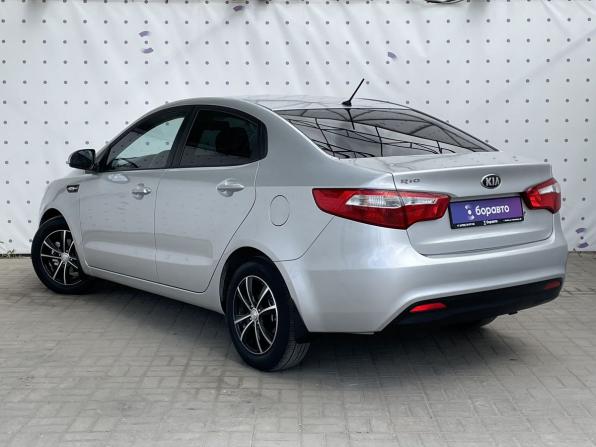 Kia Rio III с пробегом 2013 года, цена 890 000 рублей, 97140 км, седан, Автокод Объявления