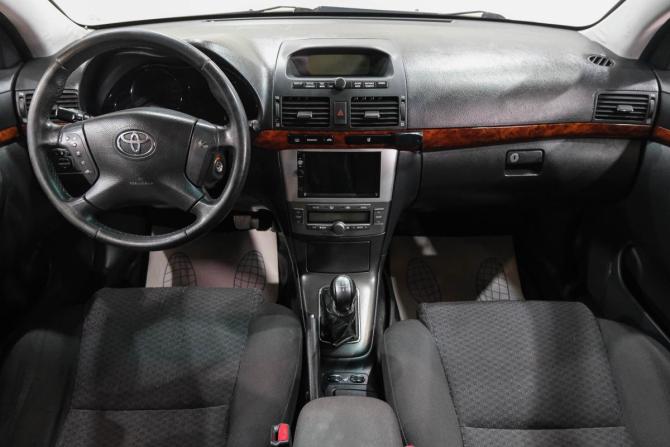 Toyota Avensis II с пробегом 2005 года, цена 729 000 рублей, 275000 км, седан, Автокод Объявления