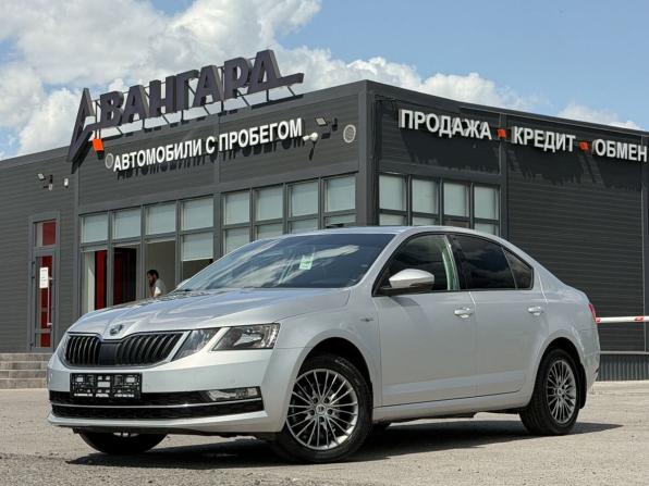 Skoda Octavia III (A7) Рестайлинг с пробегом 2018 года, цена 1 580 000 рублей, 136212 км, лифтбек, Автокод Объявления