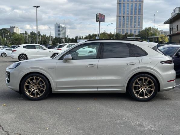 Porsche Cayenne III Рестайлинг с пробегом 2023 года, цена 15 490 000 рублей, 32001 км, внедорожник, Автокод Объявления