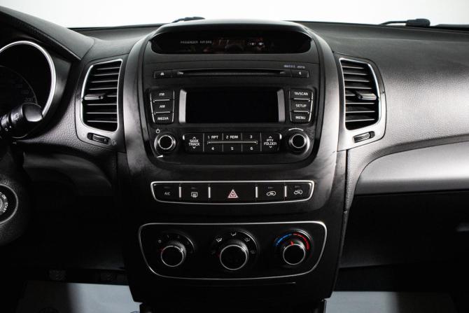 Kia Sorento II Рестайлинг с пробегом 2013 года, цена 1 379 000 рублей, 133000 км, внедорожник, Автокод Объявления