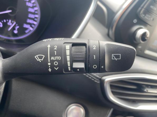 Hyundai Santa Fe IV с пробегом 2019 года, цена 2 760 000 рублей, 140000 км, внедорожник, Автокод Объявления