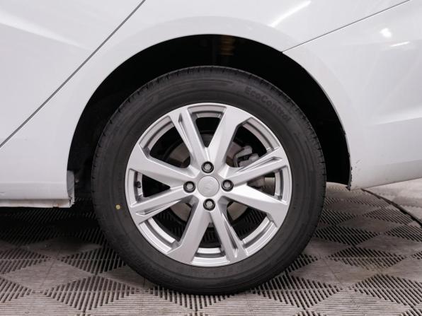 Lada (ВАЗ) Vesta I Рестайлинг (NG) с пробегом 2024 года, цена 1 271 000 рублей, 73673 км, седан, Автокод Объявления
