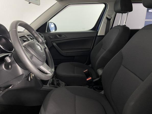 Skoda Yeti I Рестайлинг с пробегом 2014 года, цена 1 330 000 рублей, 108600 км, внедорожник, Автокод Объявления